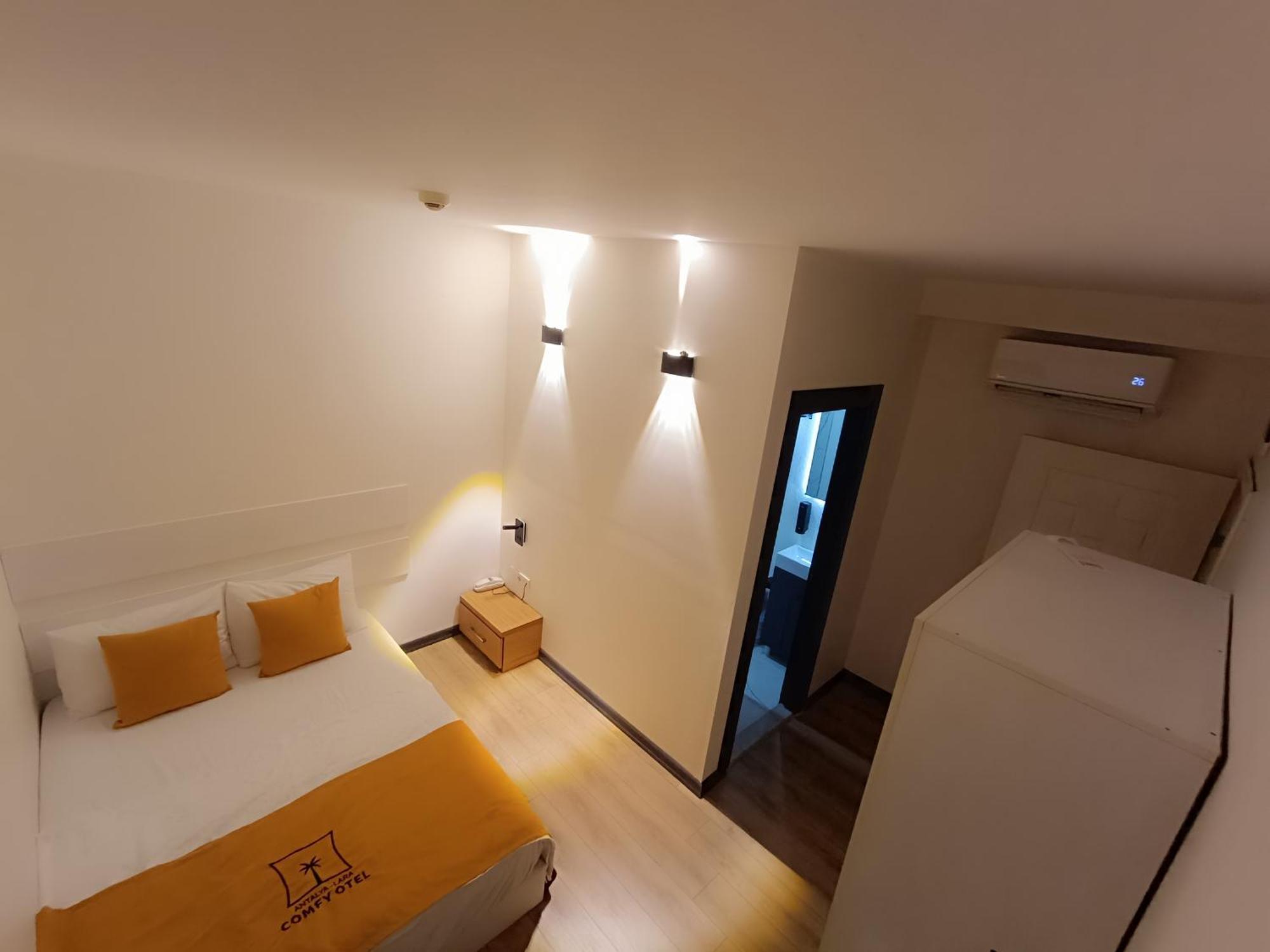 Comfy Otel Antalya Lara Exterior foto